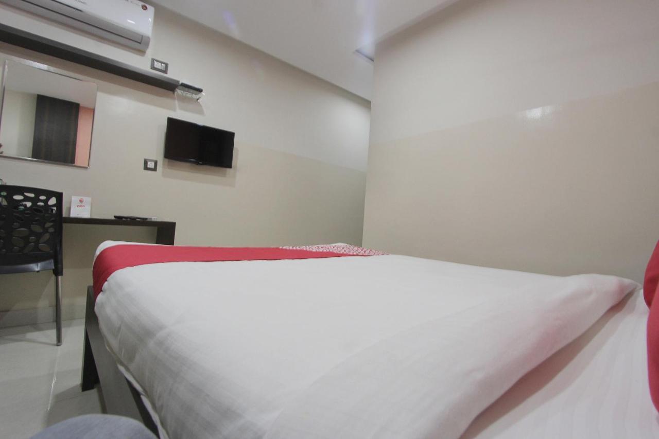 Capital O 70534 Habitat Suites And Rooms Bangalore Buitenkant foto