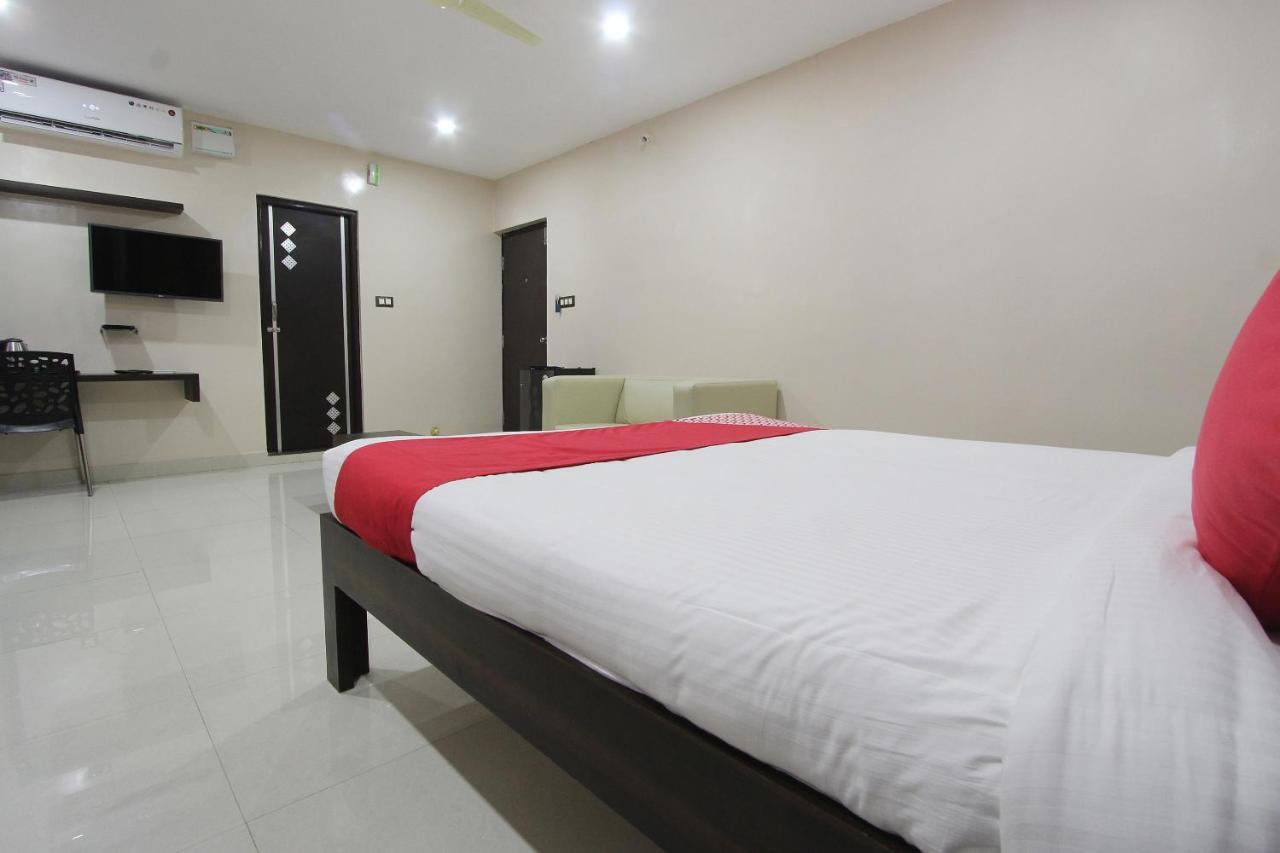Capital O 70534 Habitat Suites And Rooms Bangalore Buitenkant foto