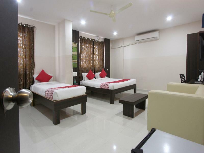 Capital O 70534 Habitat Suites And Rooms Bangalore Buitenkant foto