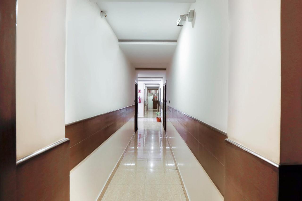 Capital O 70534 Habitat Suites And Rooms Bangalore Buitenkant foto