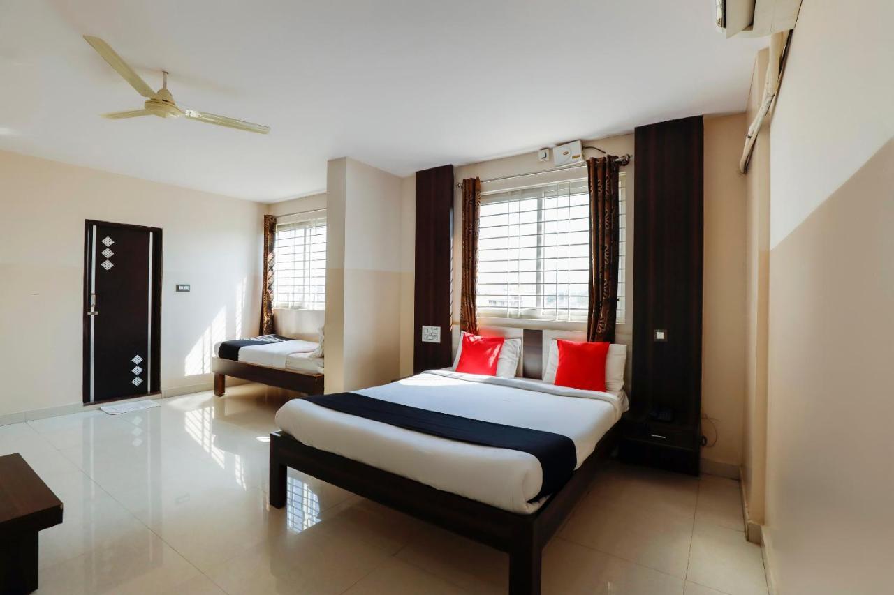Capital O 70534 Habitat Suites And Rooms Bangalore Buitenkant foto
