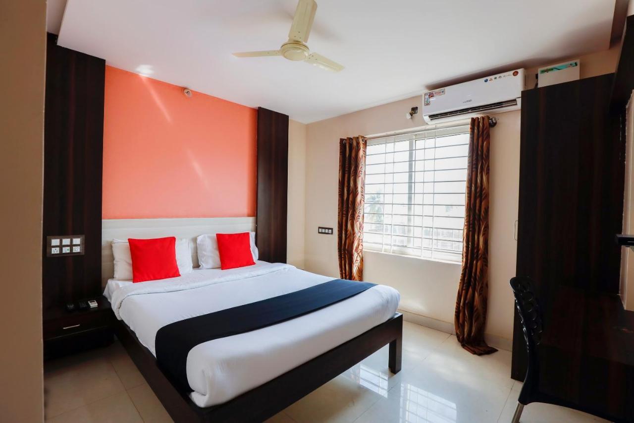 Capital O 70534 Habitat Suites And Rooms Bangalore Buitenkant foto